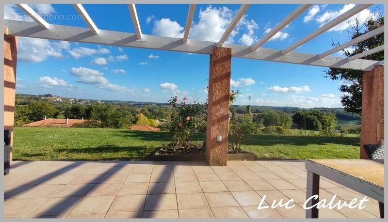 Maison à MONCLAR-DE-QUERCY