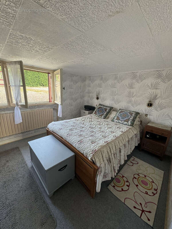 Maison à SAINTE-GAUBURGE-SAINTE-COLOMBE