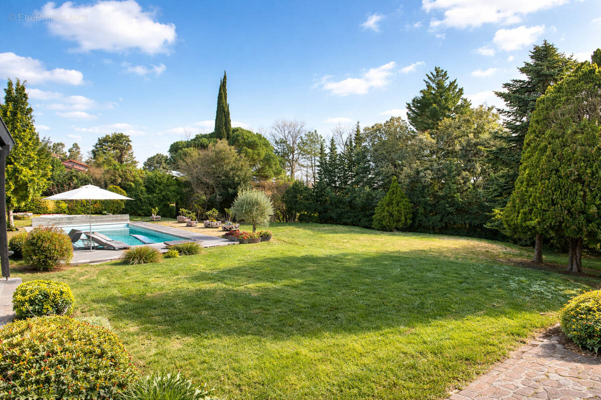 Maison à VIGOULET-AUZIL