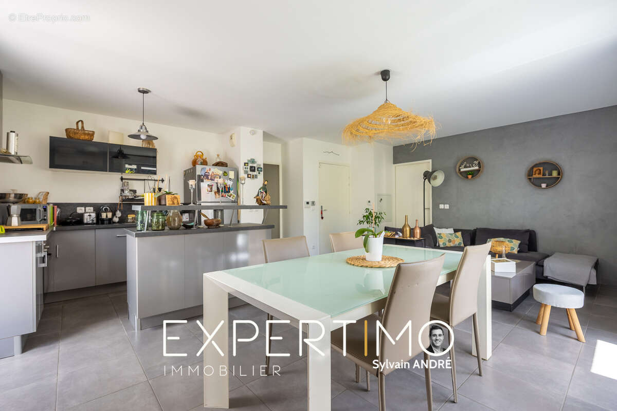 Appartement à MARSEILLE-13E