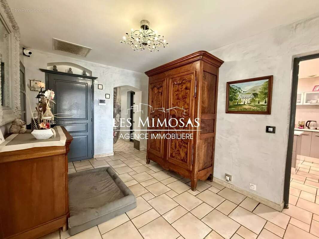 Maison à FREJUS