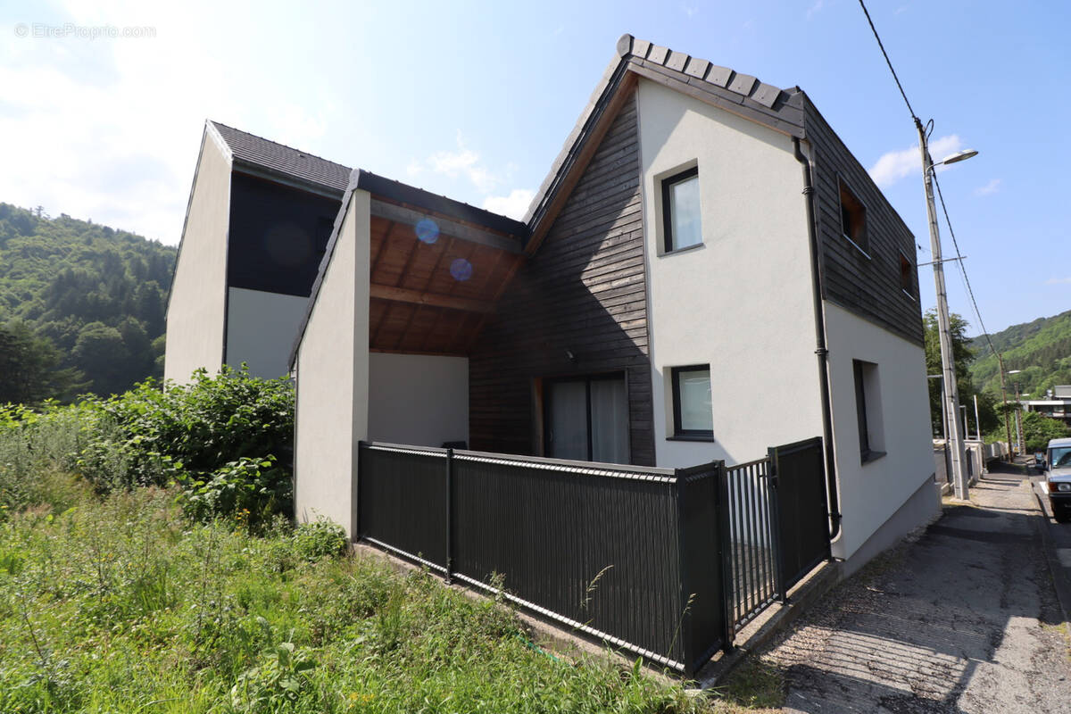 Maison à MONT-DORE