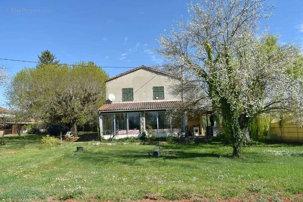 Maison à CALLIAN