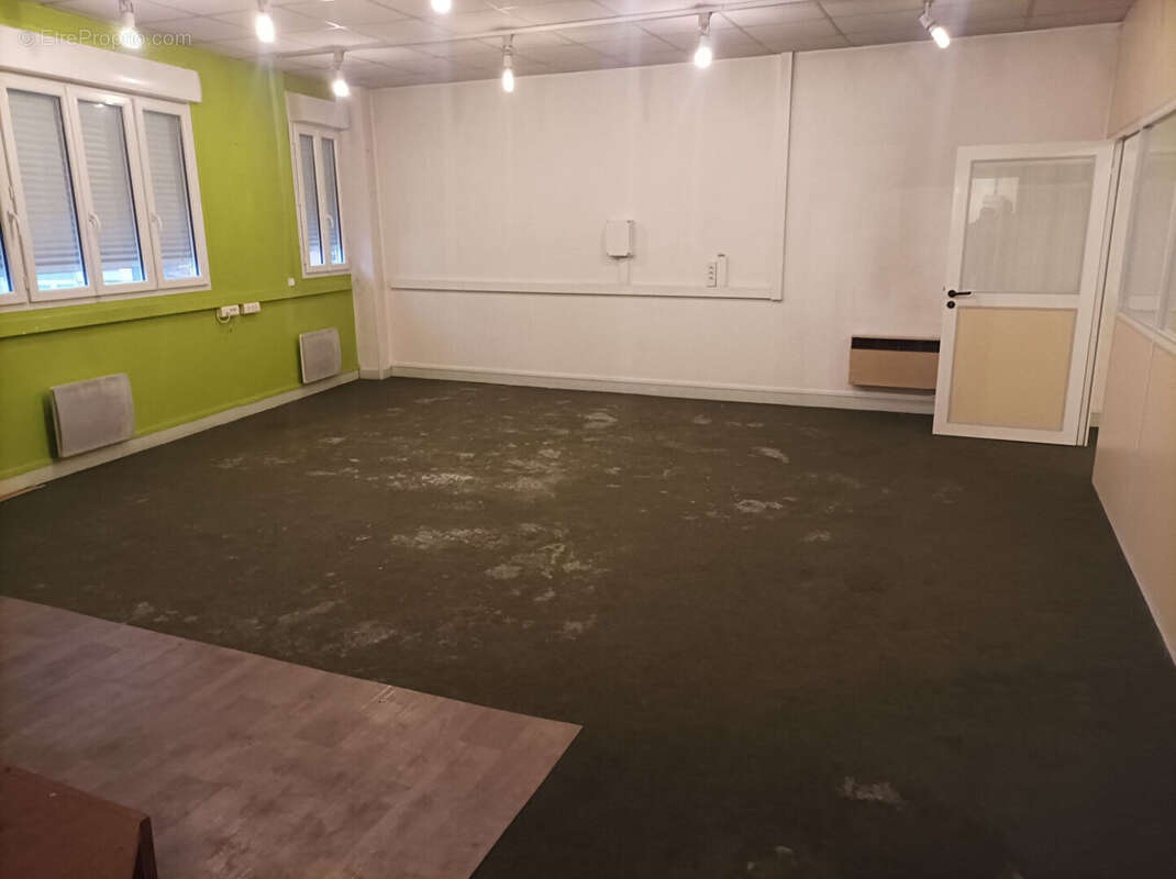 Commerce à SAINT-QUENTIN