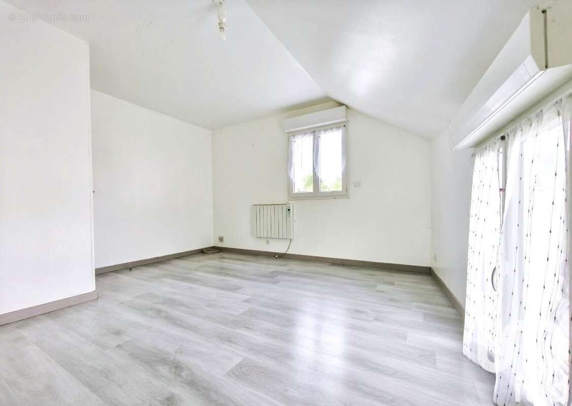 Photo 8 - Maison à SAULCES-MONCLIN