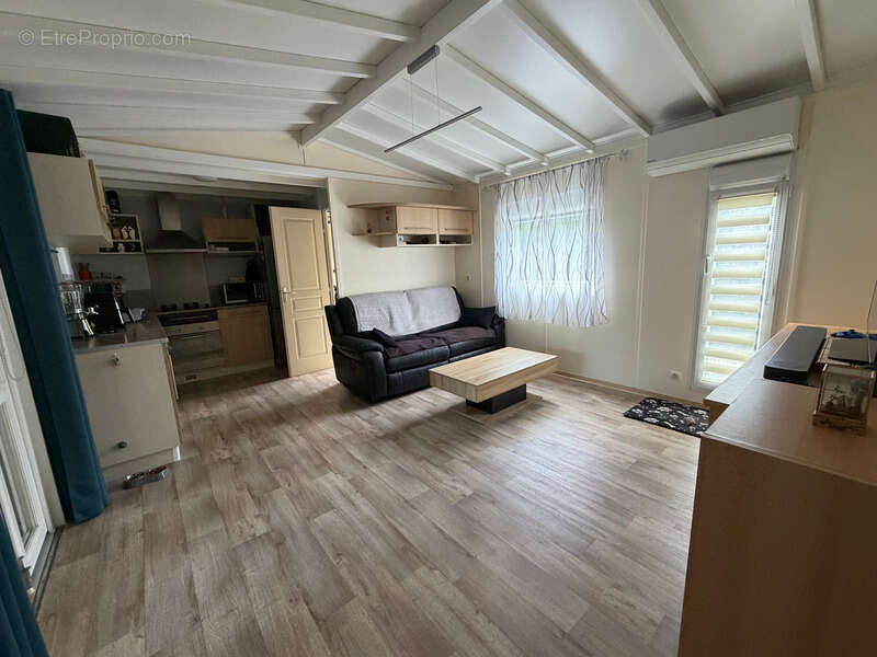 Maison à SAINT-CYR-EN-TALMONDAIS