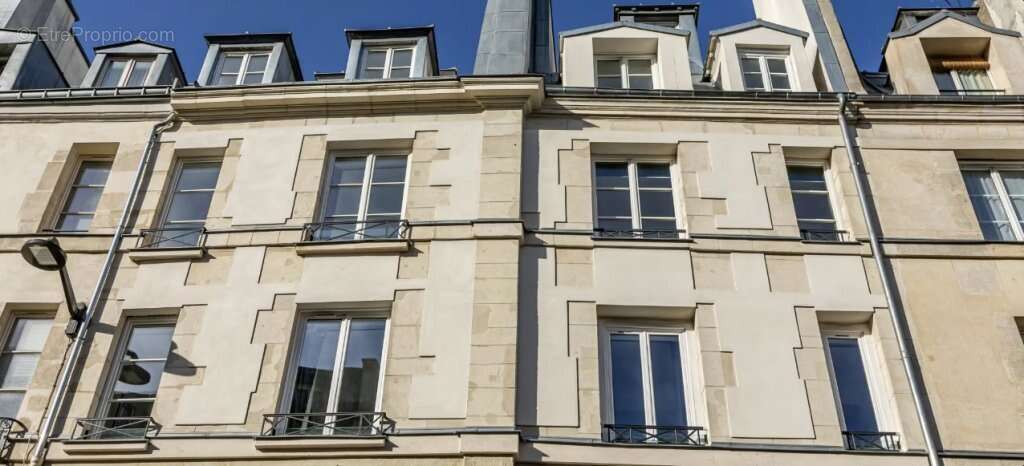 Commerce à PARIS-11E