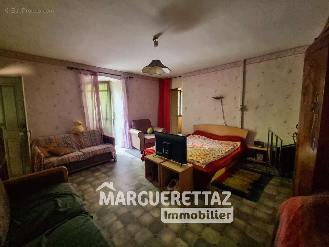 Maison à SAINT-JEOIRE