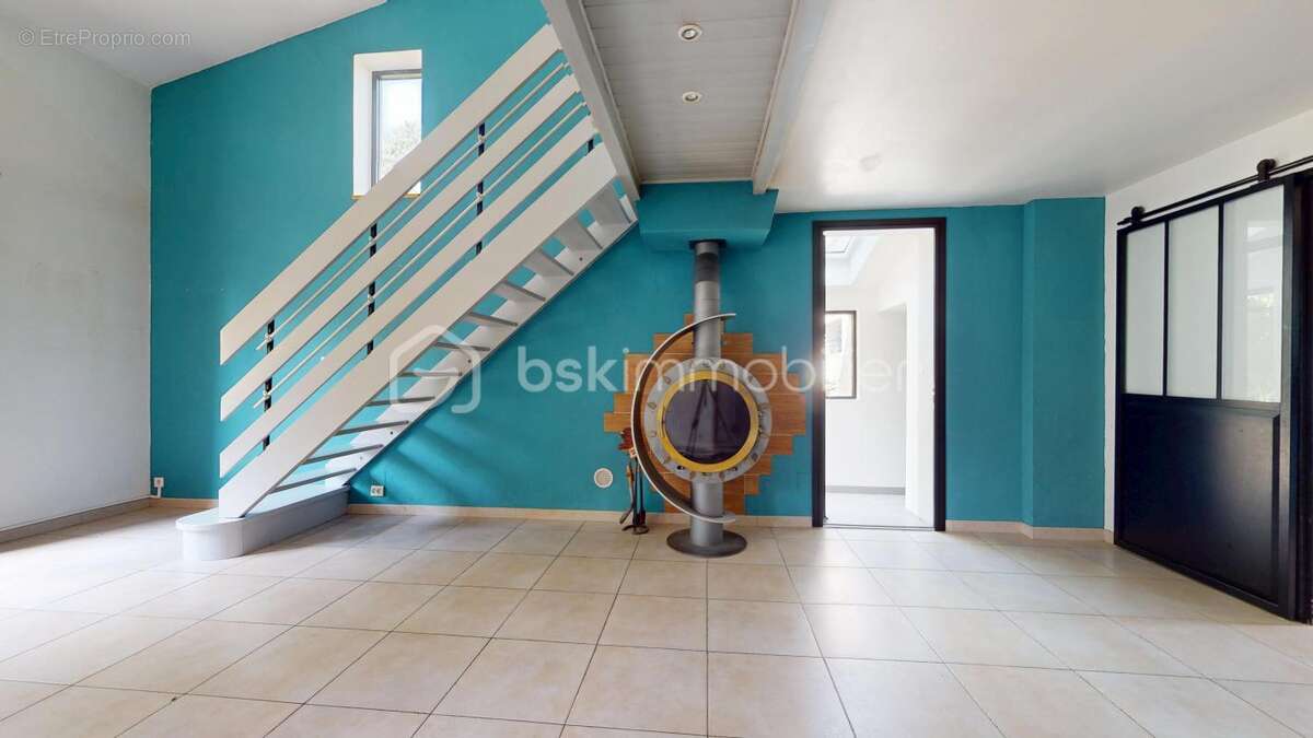 Maison familiale T5 de 125 m² en fond d’impasse à Escalquens - photo 6