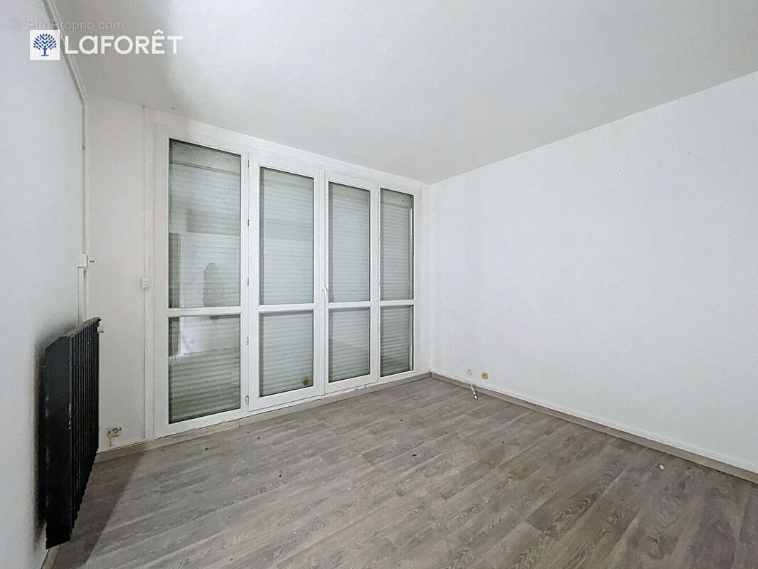 Appartement à LILLEBONNE