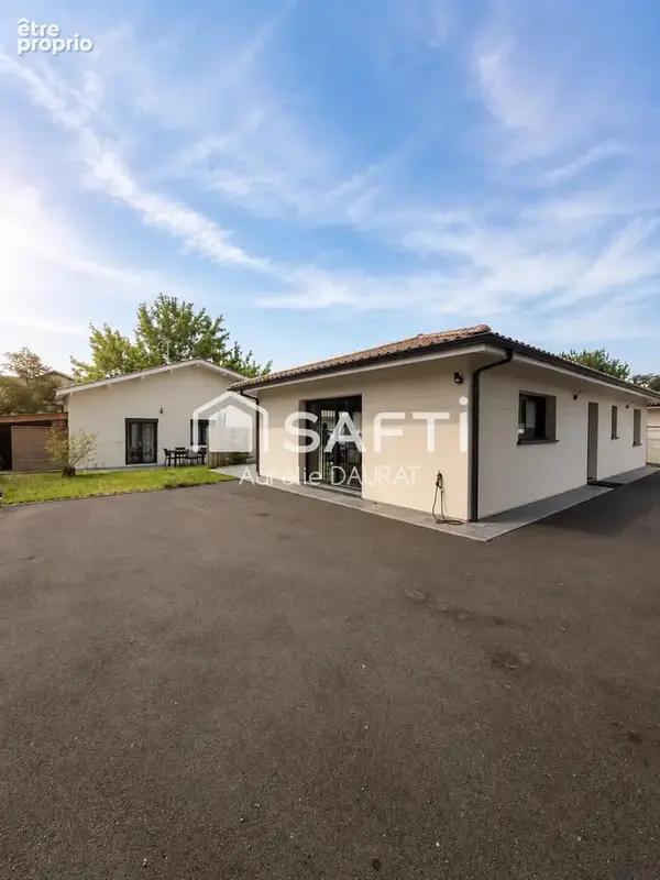 Photo 1 - Maison à SALLES
