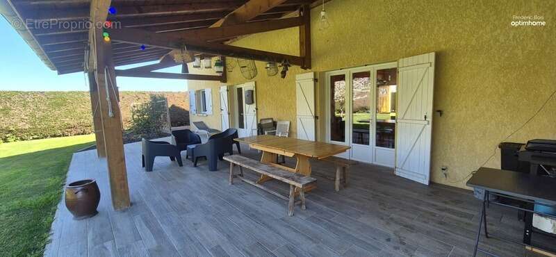 Maison à VONNAS