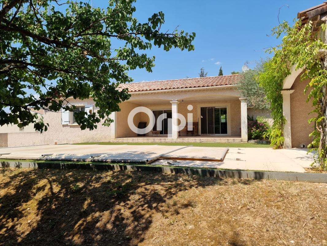 Brouzet-lès-Alès – Villa de Plain-Pied de 120 m²  Terrain de 1 500 m² - photo 2