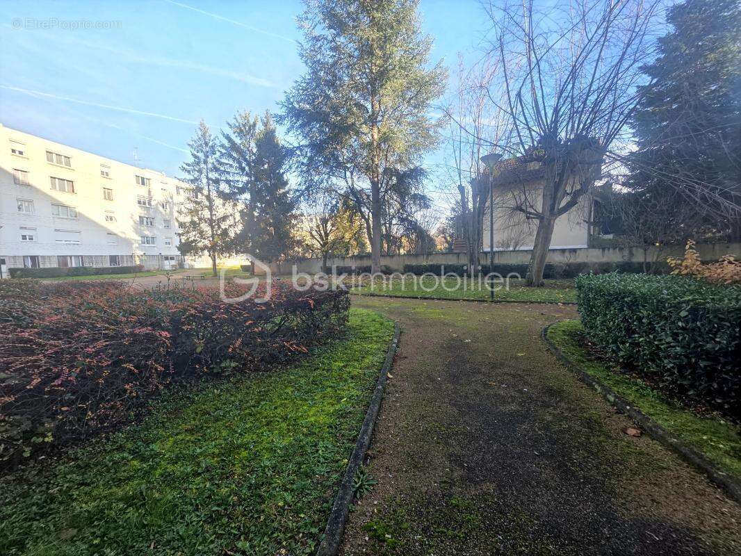 Appartement à SENS