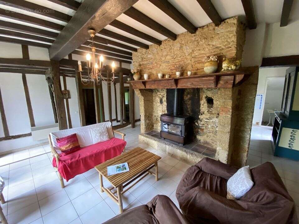 #gîte #maison #piscine #gers #estang #ferme #dépendance - Maison à ESTANG