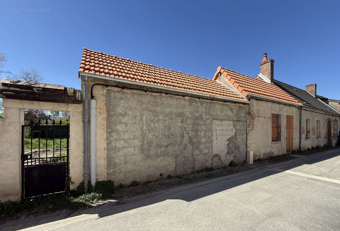 Maison à LA FERTE-IMBAULT