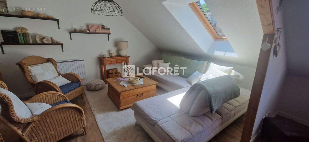 Appartement à SALINS-LES-BAINS