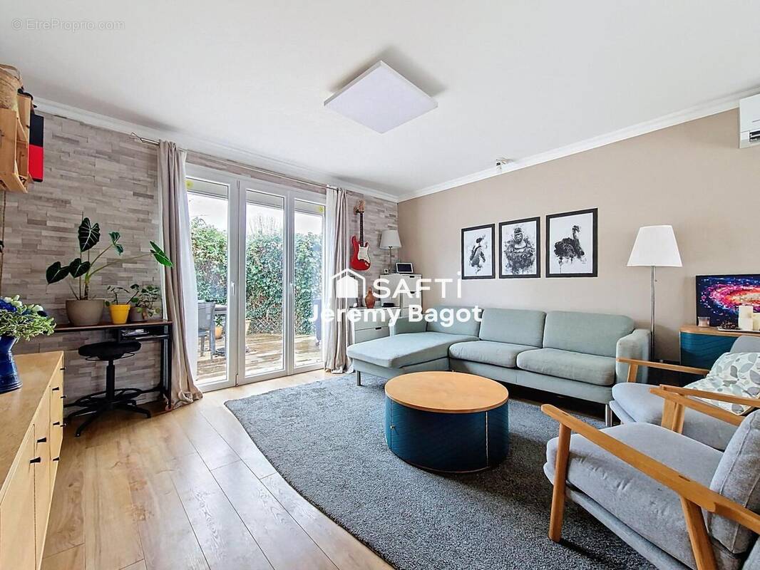 Photo 1 - Maison à TOURS