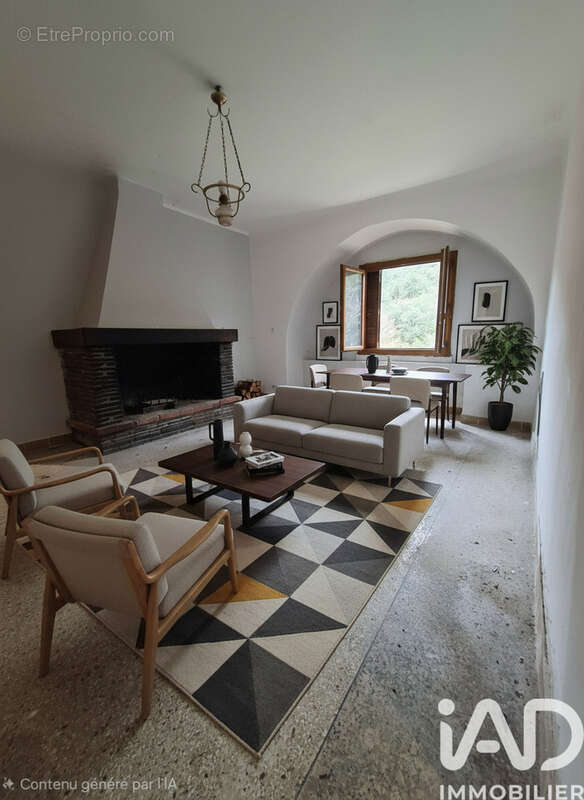 Maison 136 m² à Saint-Andre-De-Valborgne  - photo 7