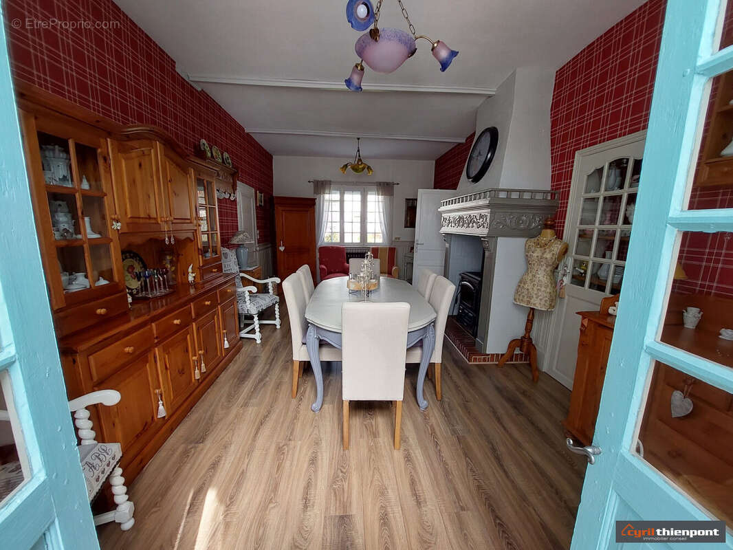 Salle à manger HP - Maison à MERELESSART