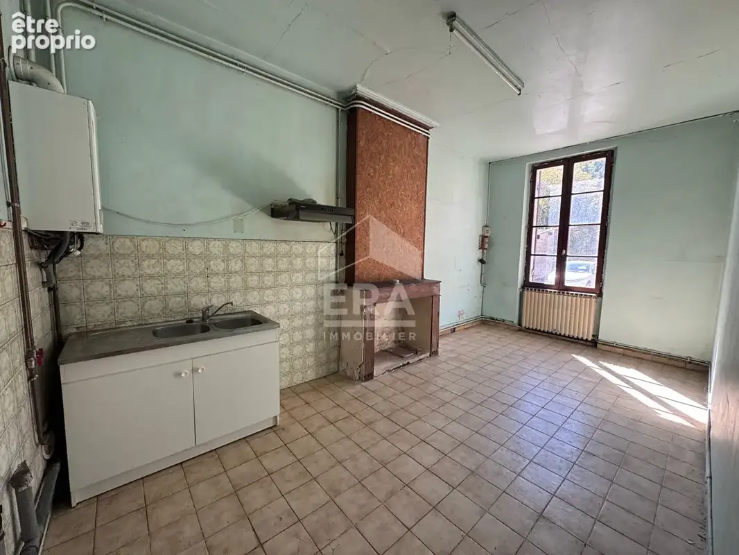 Maison à vendre à Tauriac - 7 pièces, 209 m², travaux à prévoir - photo 13