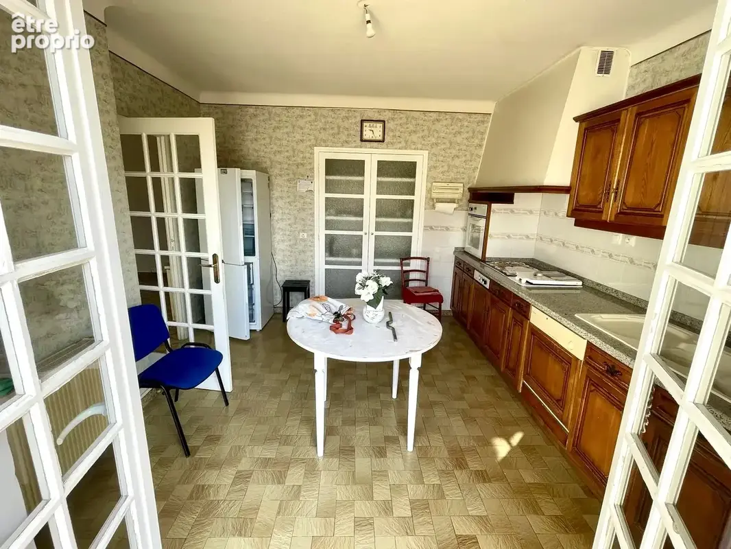 Vente Villa T4 avec deux garages doubles, 4 faces, et piscine 66430 Bompas. - photo 8