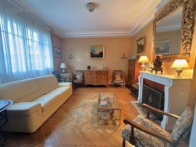 Maison à MAISONS-ALFORT