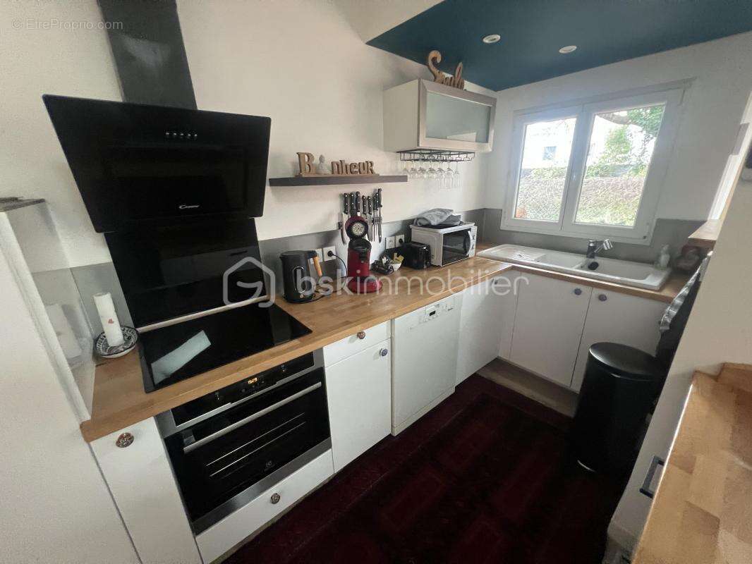 Maison à MONTELIMAR