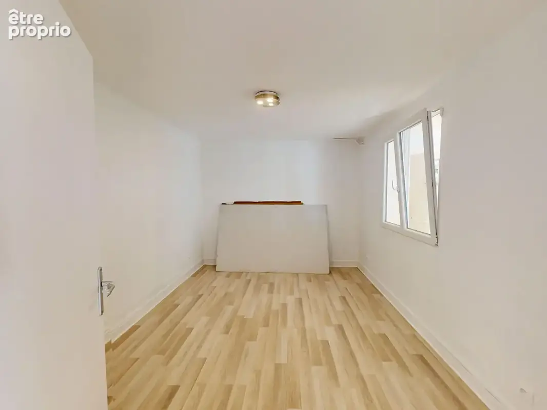 GAGNY, maison familiale de 130m², 9 pièces - photo 9