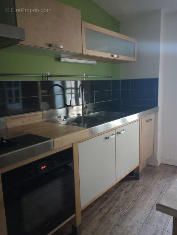 local commercial avec appartement à vendre AIRVAULT (79) - photo 2