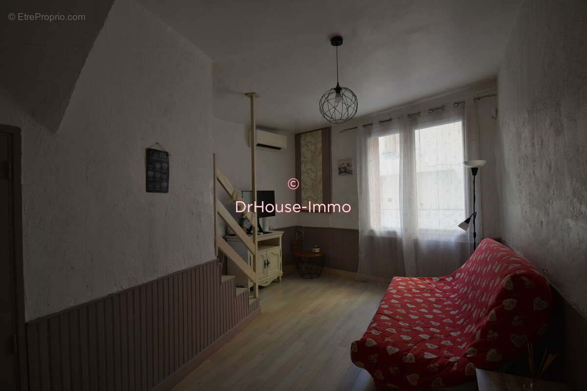 Maison à VILLEVEYRAC