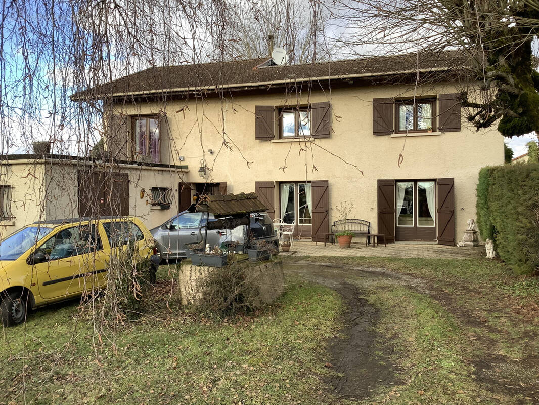 Maison à SAINT-JEAN-DE-SOUDAIN