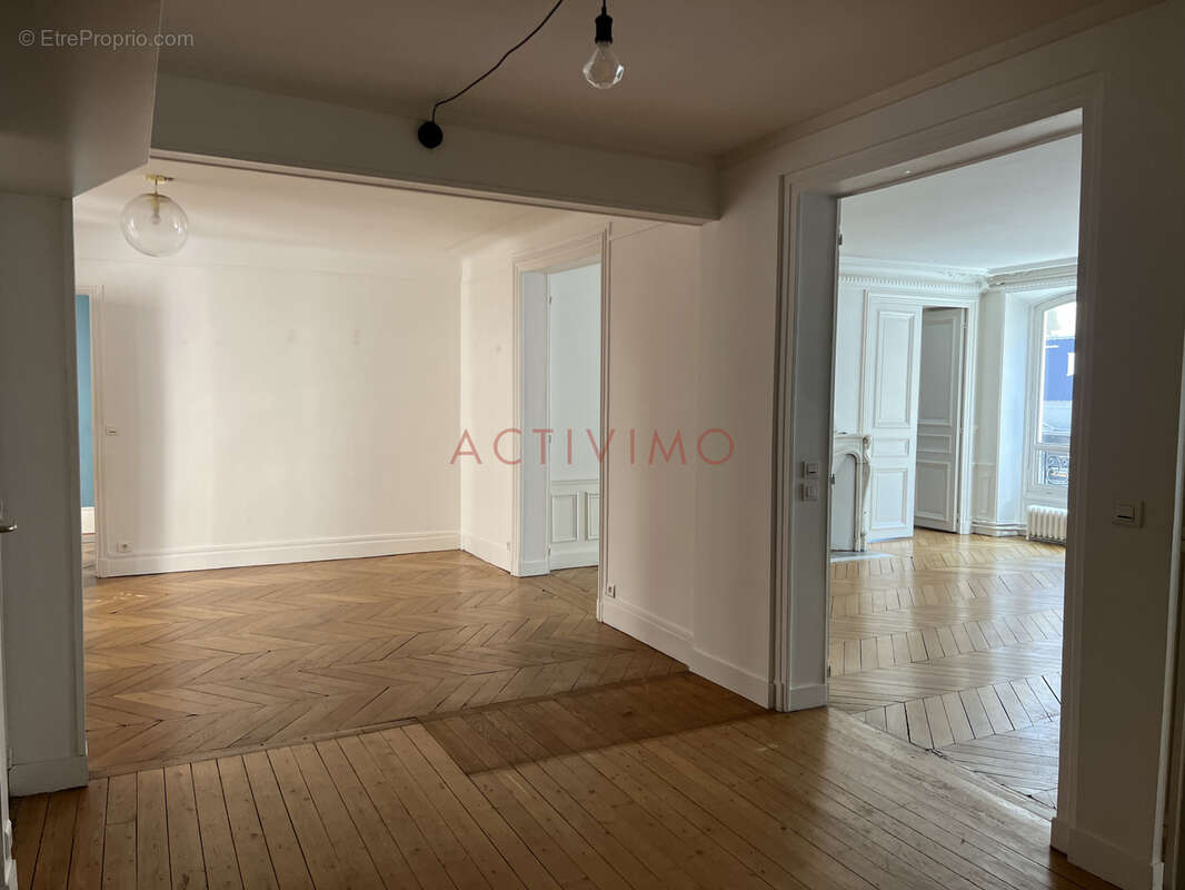 5 PIECES 110 m2 - Rue de Rennes - photo 8