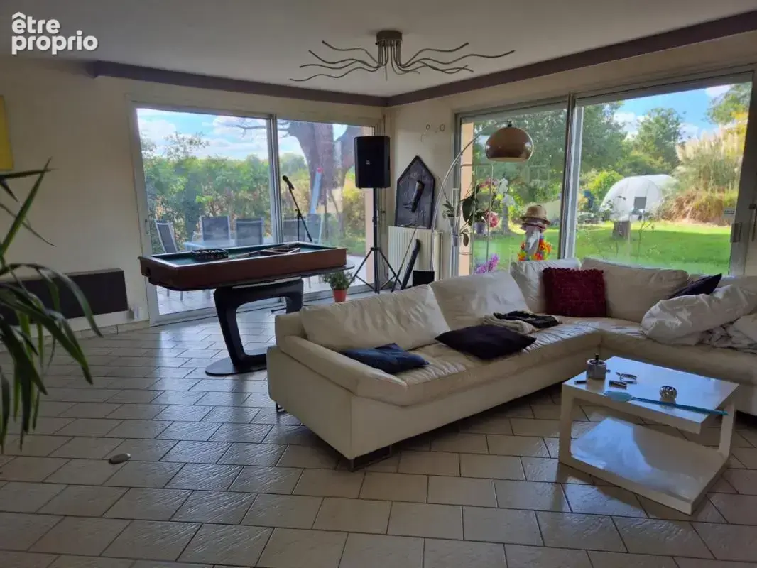 Chateau- guibert au calme absolue charmante maison avec piscine et sous sol complet sur 3800m² clos - photo 6