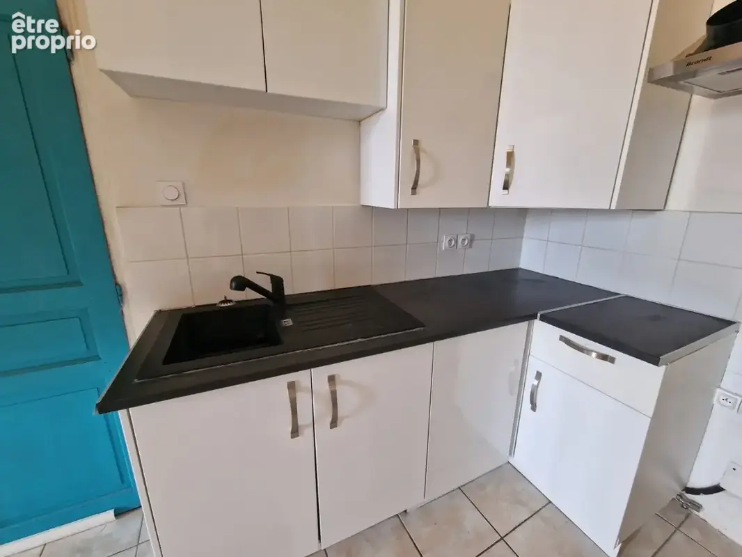 Agde, STUDIO, 30 m2, cuisine équipée, proche centre ville - photo 2