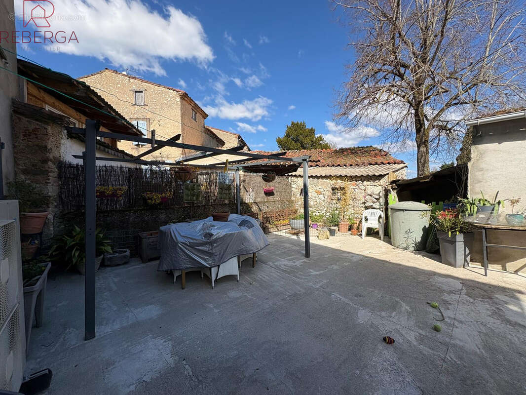 Maison à AIGUEFONDE