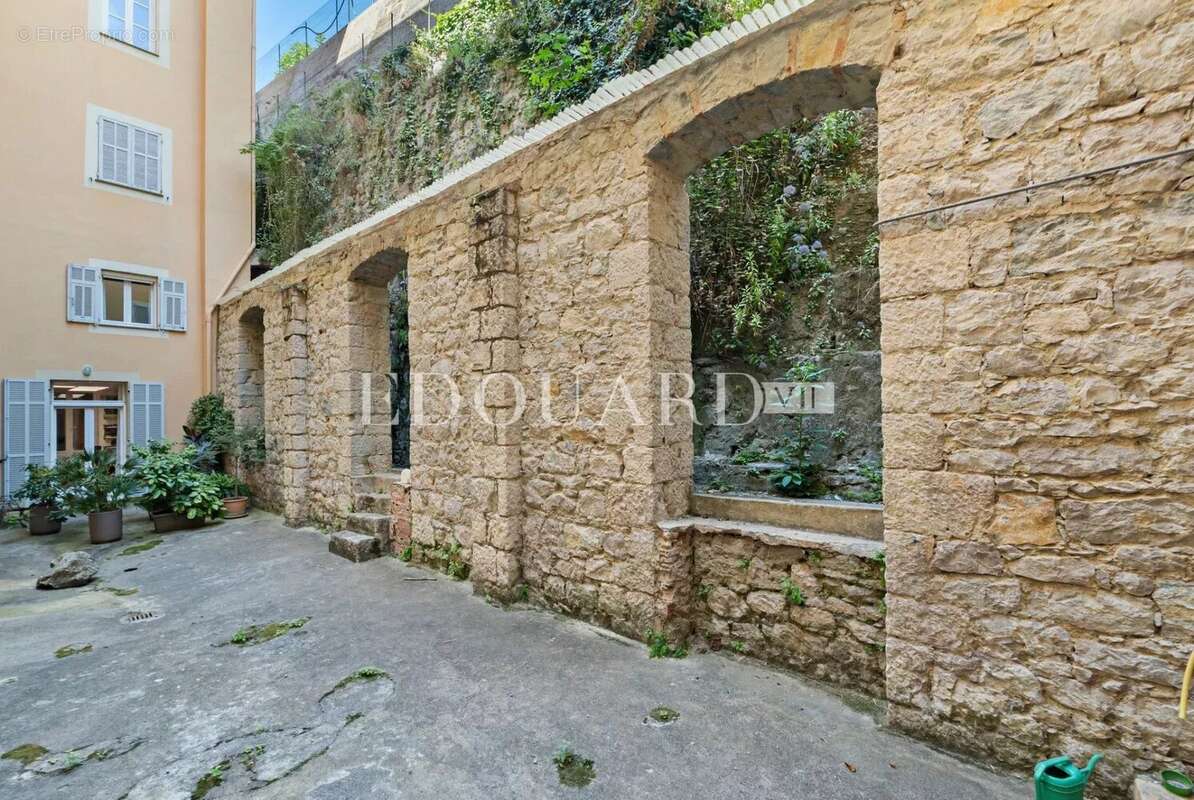 Appartement à MENTON