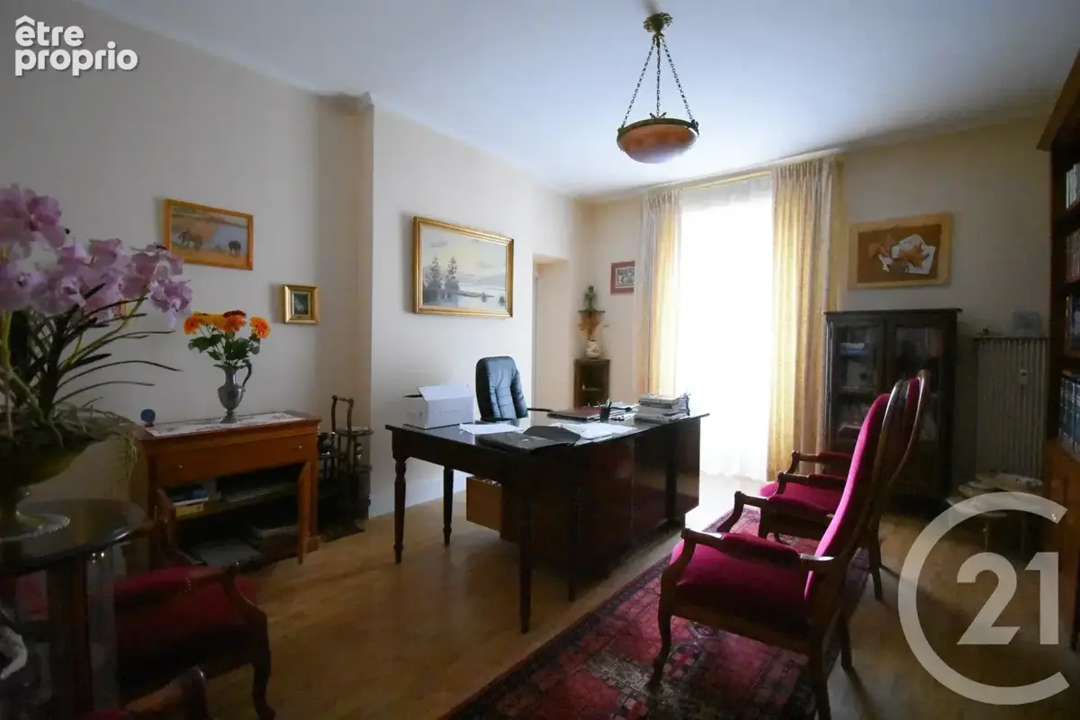 Appartement 4 pièces 147 m² à vendre à Vichy (03200) - photo 9
