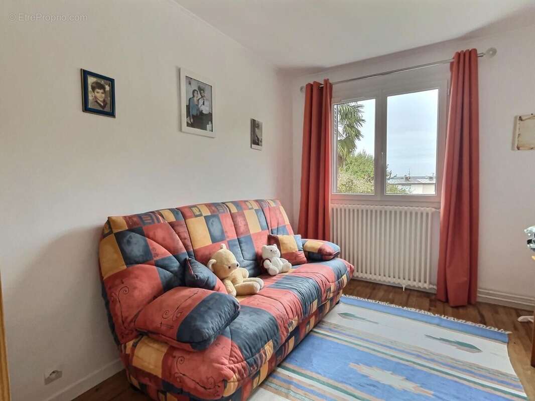 Maison à CORBEIL-ESSONNES