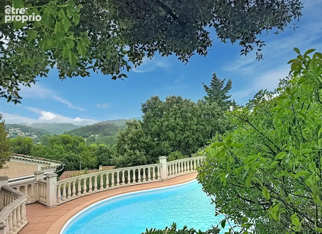 Maison de 150 m², piscine, 4 chambres, vue panoramique - photo 1