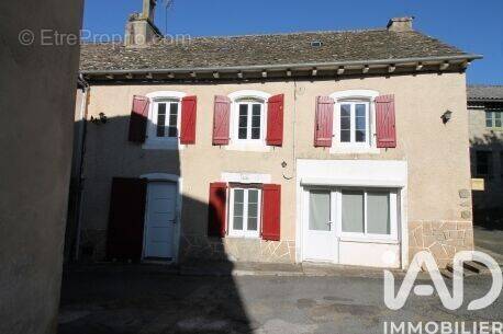 Photo 1 - Maison à VILLEFRANCHE-DE-PANAT