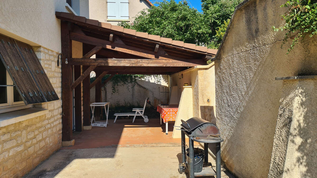 Maison F6 sur les hauteurs - photo 13