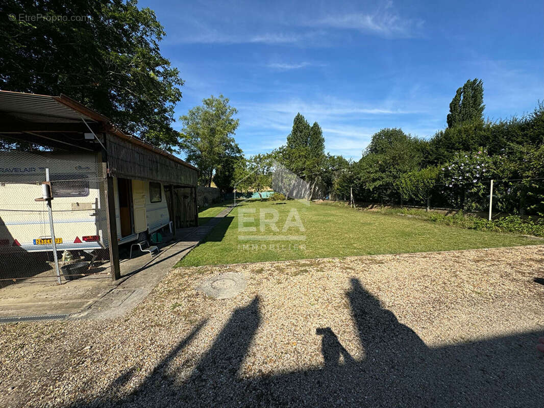 Maison à SAINT-SAUVEUR-SUR-ECOLE