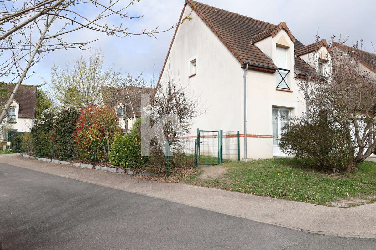 Maison à CHECY