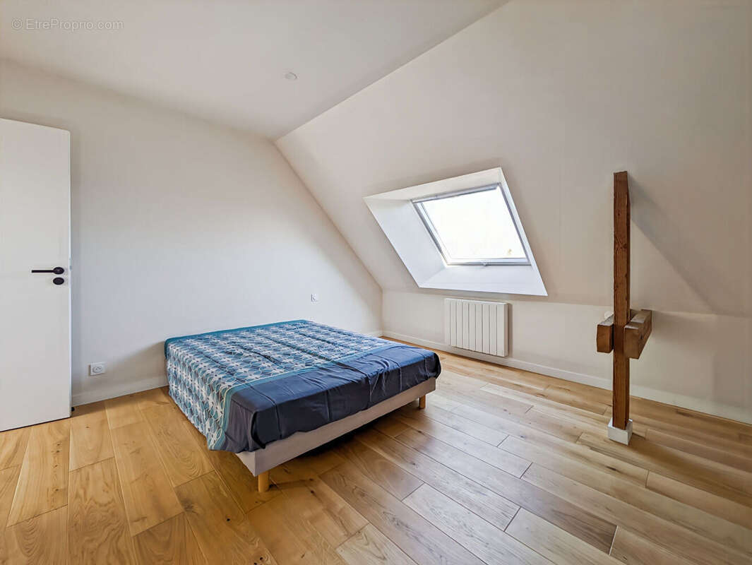 Maison à BAGUER-MORVAN