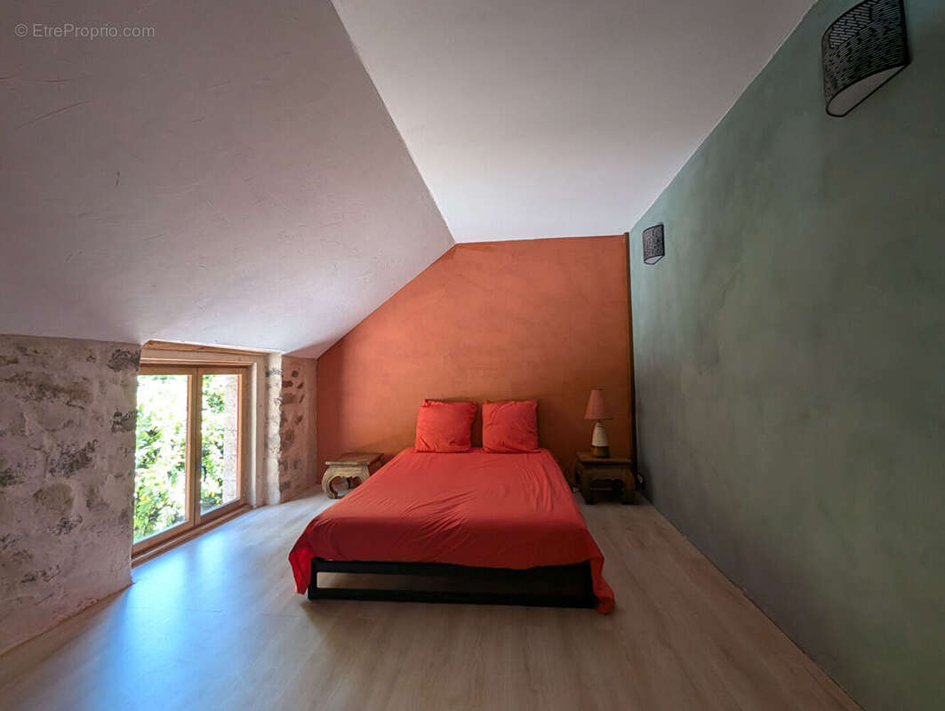 Longère en pierre à vendre au Mont-Dol  5 chambres  Dépendances  Terrain arboré de 7 000 m² - photo 14