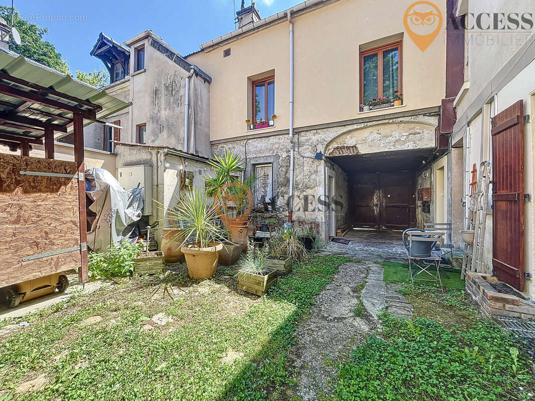 Appartement à GROSLAY