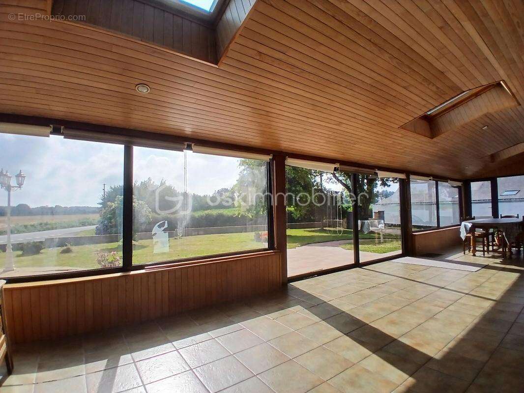 MAISON - 164 m2 - 4 Chambres - photo 6