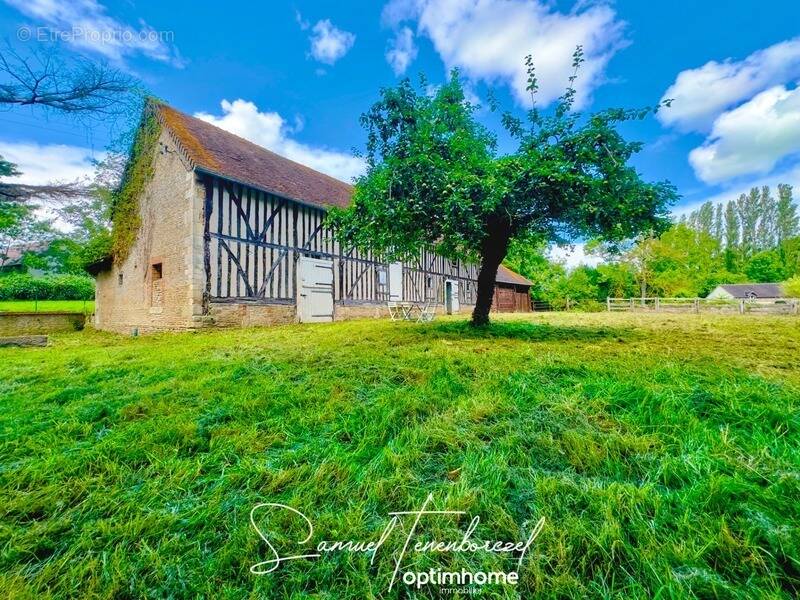 Maison à CROISSANVILLE
