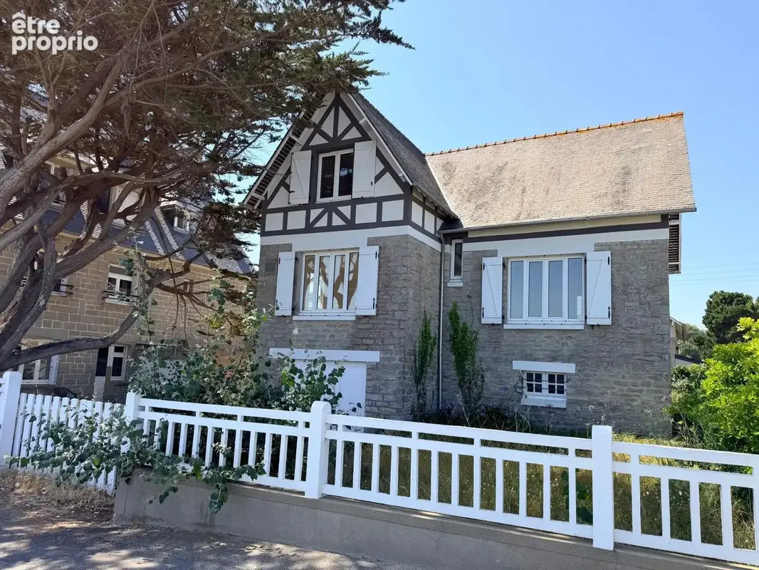 SAINT-CAST-LE-GUILDO   Villa en pierre avec vue mer, en front de mer - photo 19